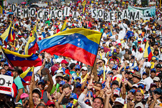 В СФ обсудят вмешательство в дела государств с участием посла Венесуэлы