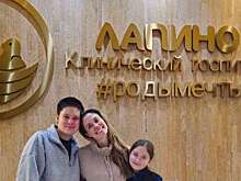 Актриса Агата Муцениеце выложила фото с детьми с выписки