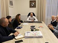 Курские чиновники встретились с Леонидом Винцкевичем