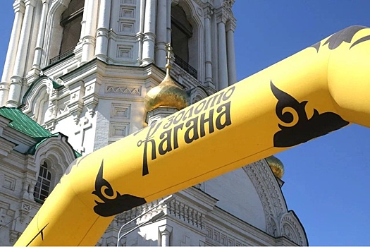 В Астрахани за "Золото Кагана" боролись более 80 экипажей гонщиков