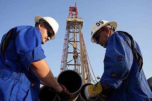 Стоимость нефти превысила 80 долларов впервые с 8 октября