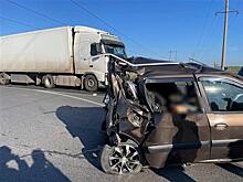 В Сызранском районе в ДТП с грузовиком и легковушкой погибли три человека