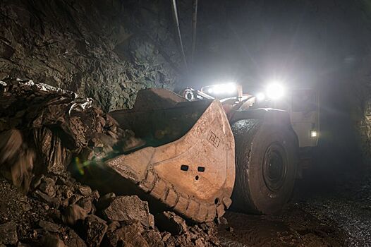 Горняки РМК добыли почти 42 миллиона тонн руды за шесть месяцев 2021 года