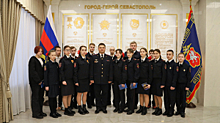В Севастополе учащиеся кадетских классов органов внутренних дел получили паспорта граждан РФ и дали Обещание кадета