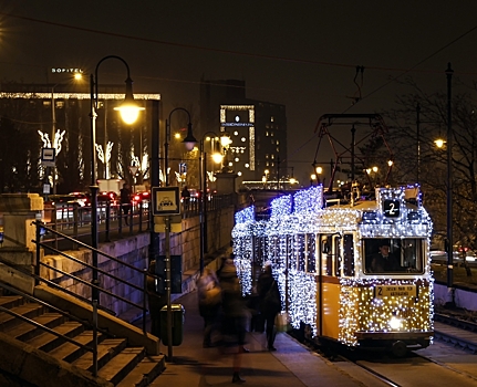 В Петербурге запустят новогодний ретро-трамвай
