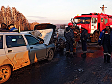 Лобовое ДТП произошло на кемеровской трассе