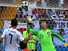 Мексиканцы забили первый гол в ворота корейцев