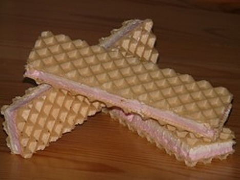 В Нижнем Тагиле ребенок в детском саду обнаружил шуруп в вафле