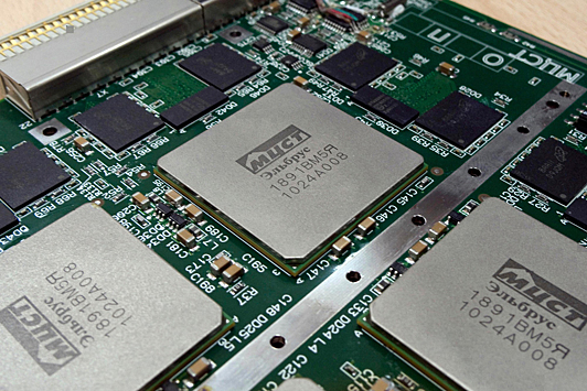 Ростех поставит РЖД 15 тысяч компьютеров на отечественных процессорах
