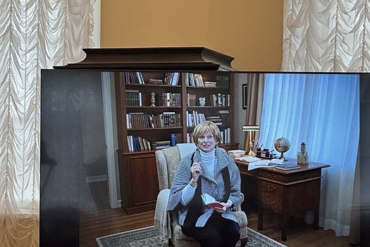 Мария Копьева отметила юбилей книгой о Саратове и его выдающихся жителях