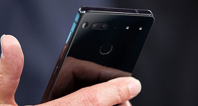 Появилось первое изображение интерфейса Essential Phone