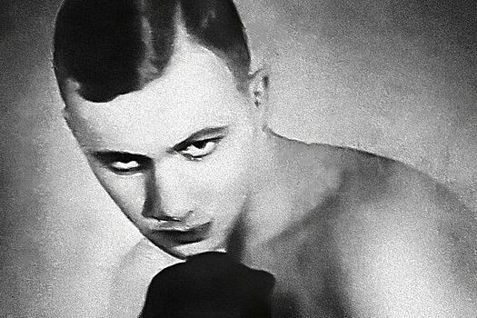 «Гитлера должен убить советский боксёр. Но сначала он должен ликвидировать своего дядю»