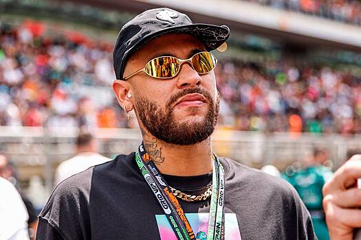 Неймару назначат штраф в миллион долларов за нарушения при строительстве дома