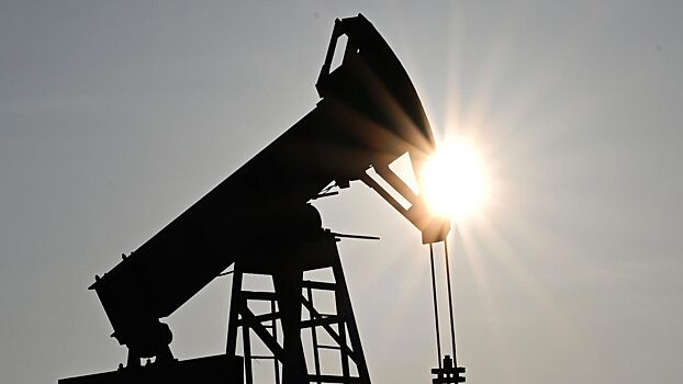 СМИ: цены на нефть могут взлететь до 130 долларов за баррель