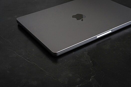 Цифра дня: насколько чаще россияне сдавали в ремонт iPhone в 2025 г.?