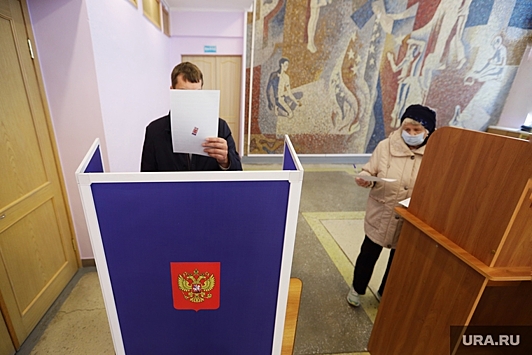 Губернатор Севастополя Развозжаев призвал ускорить референдумы в Донбассе