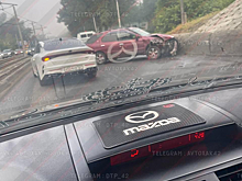 Авария на Советской площади создала огромную пробку в Кузнецком районе Новокузнецка