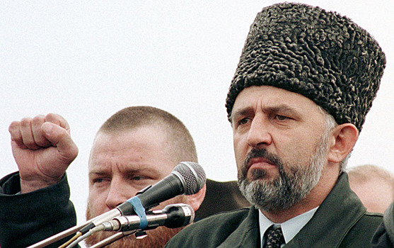Договор с дьяволом: что связывало Бориса Березовского и лидеров чеченских боевиков