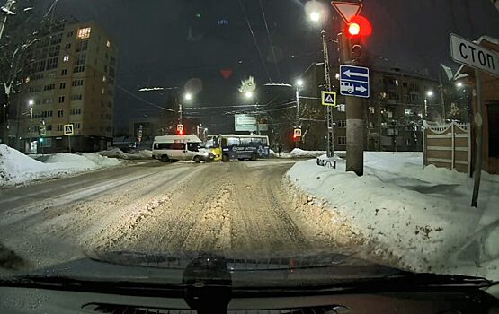 ГИБДД перечислила 5 самых опасных нарушений ПДД в Москве в 2021 году