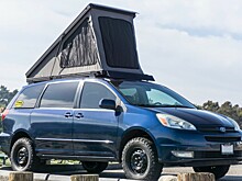 Автолюбитель выставил на продажу минивэн Toyota Sienna с палаткой на крыше