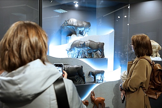Что общего между Гжелью и динозаврами, расскажет новая выставка в усадьбе Измайлово