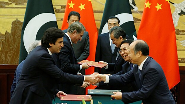 США хотят ослабить влияние Китая на Пакистан