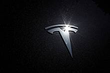 Страховка на Tesla в России подорожала в разы