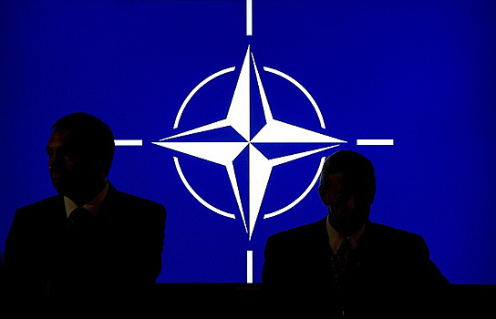 В НАТО обвинили РФ в "переписывании правил миропорядка"