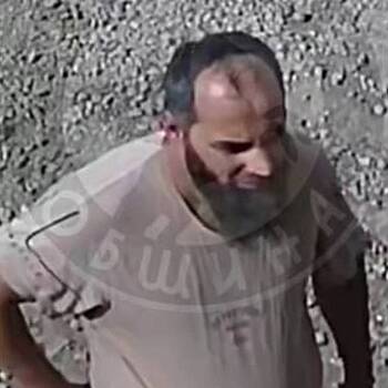 Под Москвой мигрант сказал пенсионерке «вот мы вас тогда недорезали» и поплатился на видео