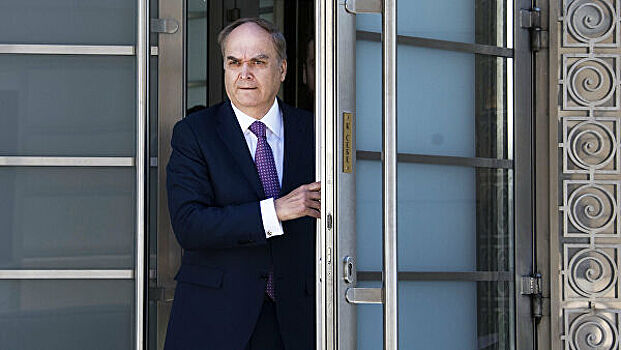 Антонов заявил о конструктивном диалоге по Венесуэле с Абрамсом