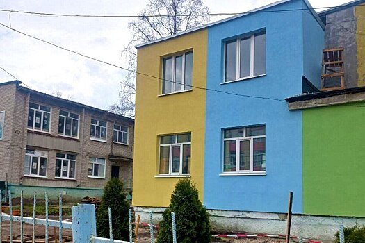 Участник СВО добился перекраски "жовто-блакитного" детсада