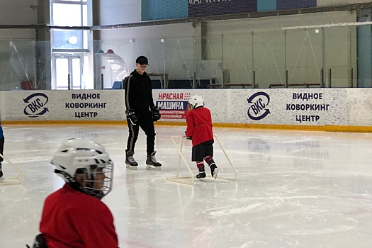 В Подмосковье «особенных детей» адаптируют к жизни через хоккей