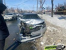 «Крепкая иномарка». Водитель элитного автомобиля устроил ДТП во Владивостоке