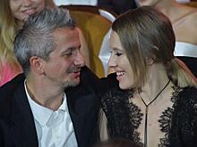 "Войди в меня": Собчак исполнила раскованный танец