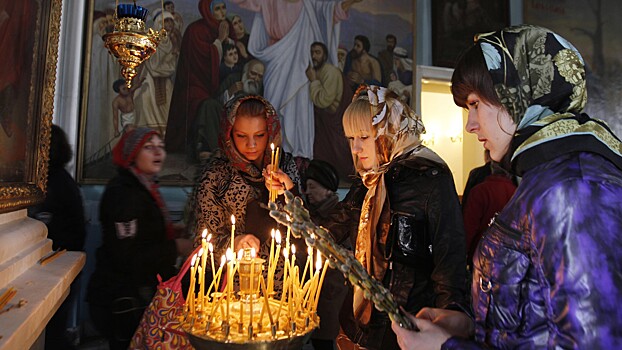 Как поминать усопших в Родительскую субботу 13 апреля: правила и запреты