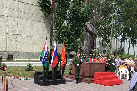 Тюменцы почтили память генерала Федюнинского