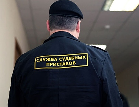 В Тольятти у мужчины арестовали внедорожник Prado за неуплату налогов