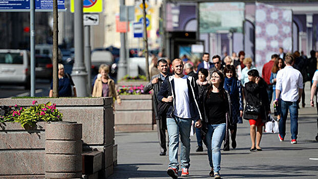 Опрос показал, сколько россиян участвуют в благотворительности