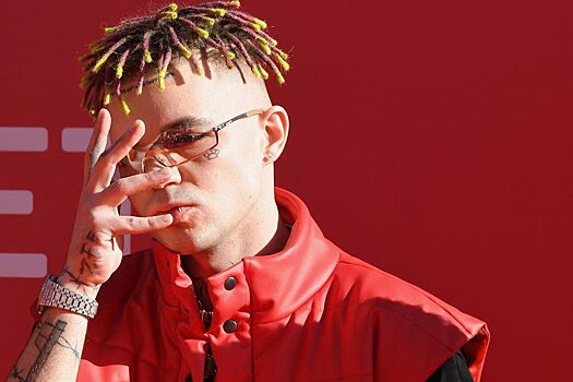 PR-директор Элджея подтвердил отъезд рэпера из России