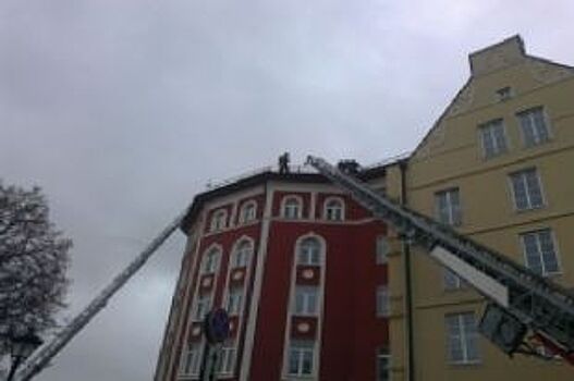 В воскресное утро в Рязани горела крыша гостиницы «Старый город»