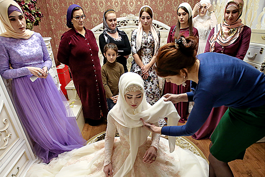 Как устроена чеченская свадьба