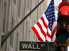 Фьючерсы на фондовых биржах США снизились