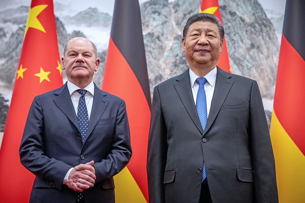 Председатель КНР Си Цзиньпин встретился с канцлером Германии Олафом Шольцем