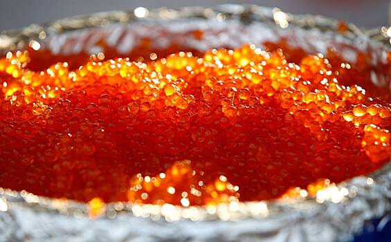 Бутерброды с икрой оказались опасны