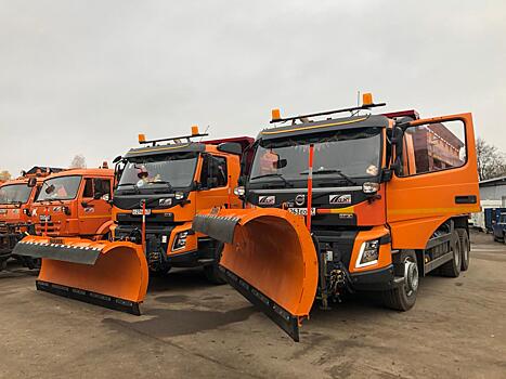 В Калининградской области закупили новые машины для уборки дорог
