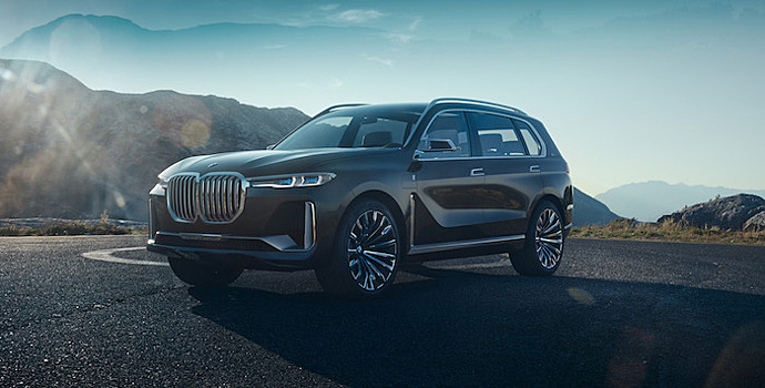 Серийный кроссовер BMW X7 появится в РФ в конце 2018 года