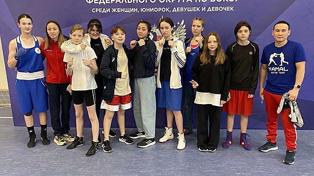 Ноябрьские спортсмены взяли золото и бронзу на соревнованиях по боксу и муай-тай