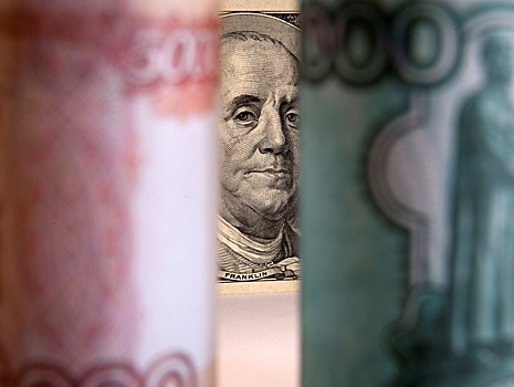 Валерий Соловей: Летом рубль рухнет до 110 за доллар. Это я знаю точно