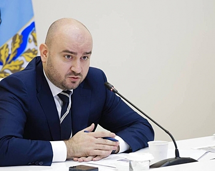 Школы, поддержка бойцов СВО и обращения жителей: Вячеслав Федорищев провел оперативное совещание