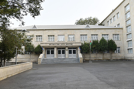 Кто должен ремонтировать школы в Азербайджане: родители или министерство?